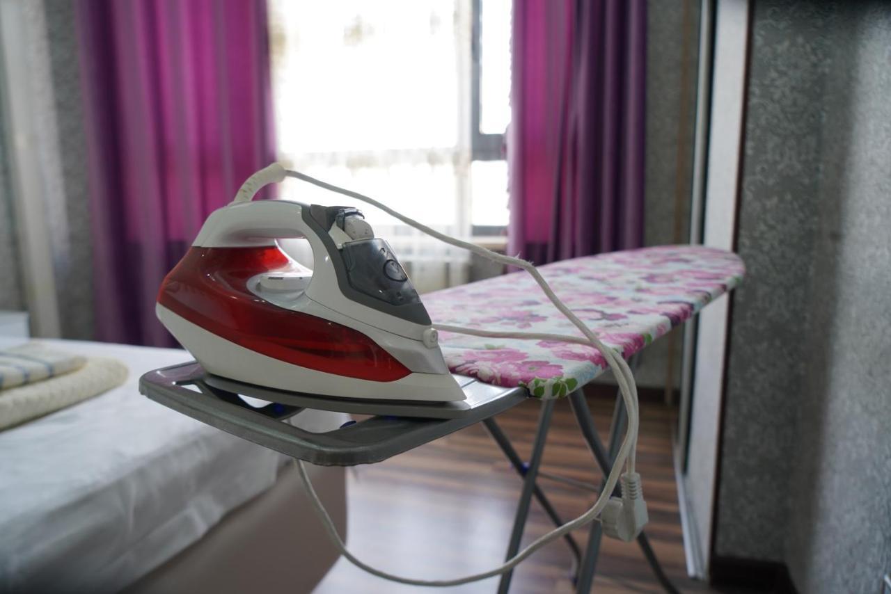 Nice And Comfortable Apartment In The Downtown Of Bişkek Dış mekan fotoğraf